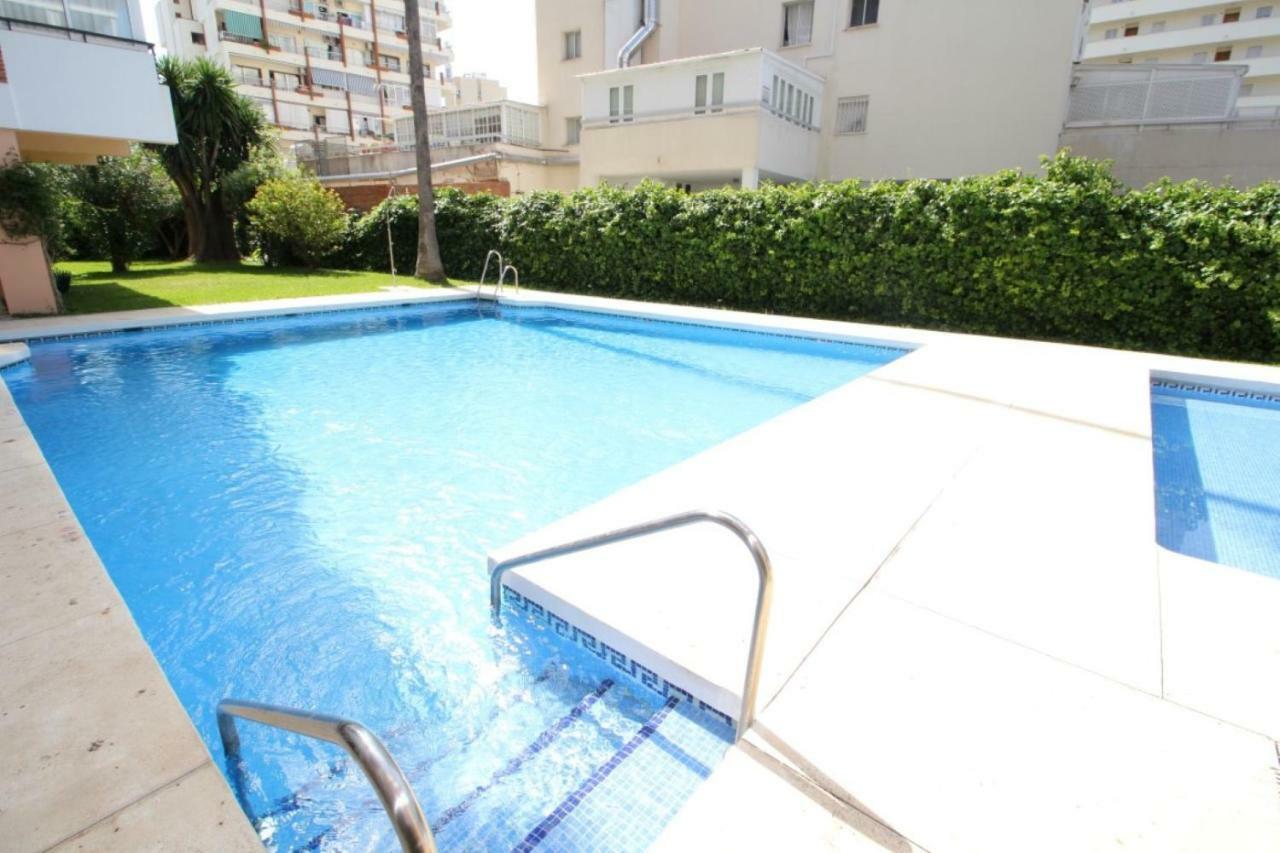 Apartamento Playa Fontanilla Marbella Exterior foto