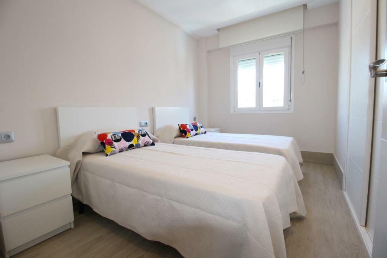 Apartamento Playa Fontanilla Marbella Exterior foto